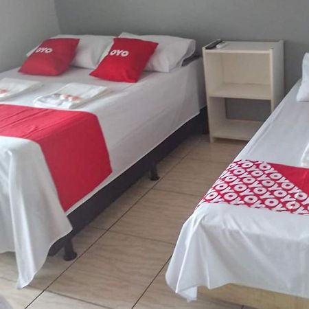Oyo Hotel Esplanada, Brasilia Bagian luar foto