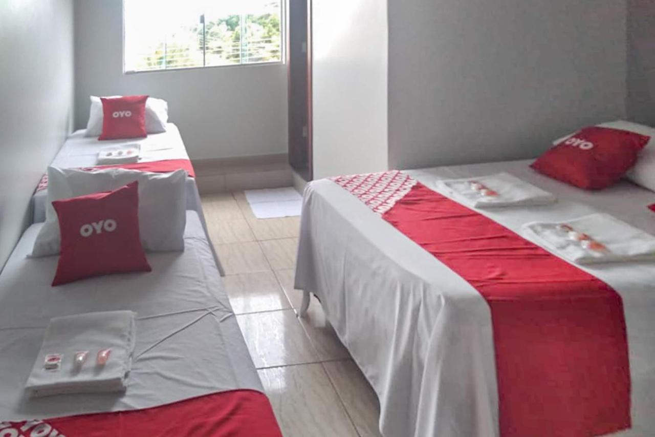 Oyo Hotel Esplanada, Brasilia Bagian luar foto