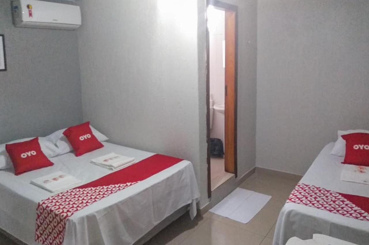 Oyo Hotel Esplanada, Brasilia Bagian luar foto