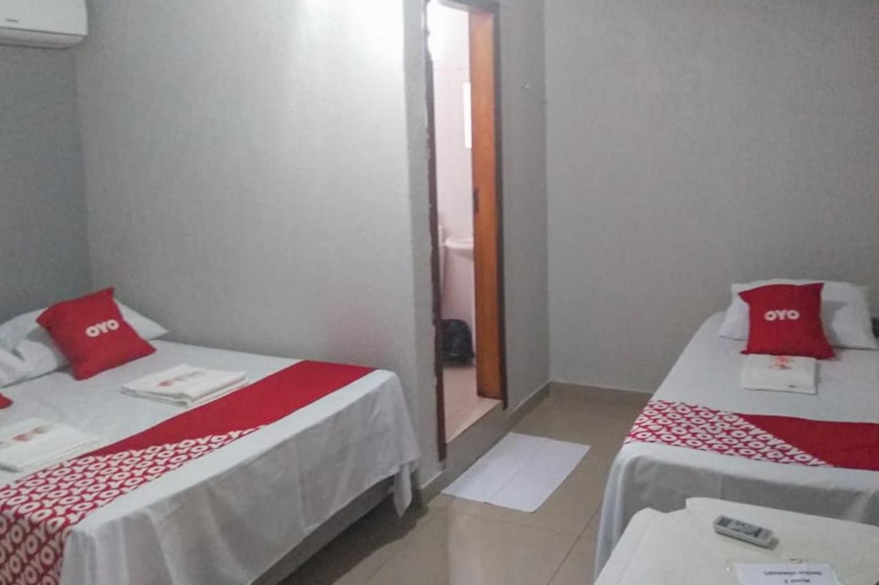 Oyo Hotel Esplanada, Brasilia Bagian luar foto